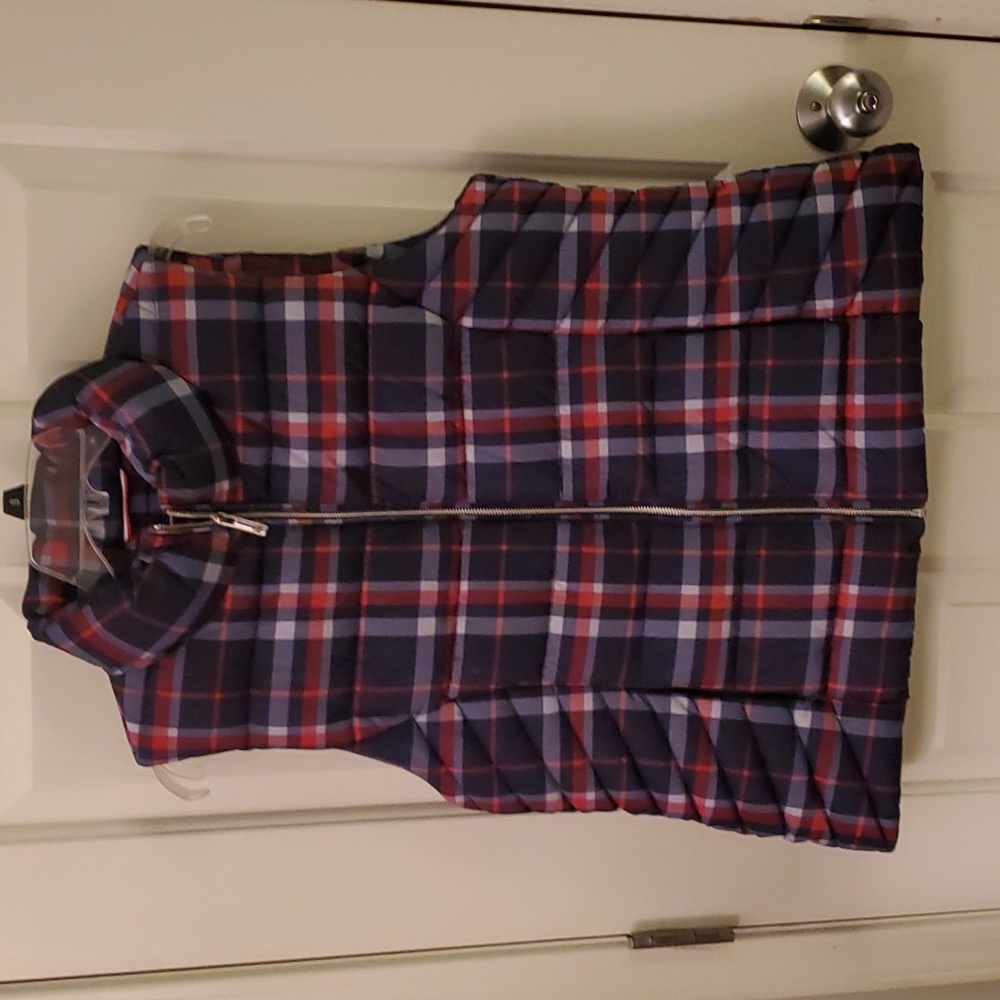 Tommy Hilfiger plaid puffer vest